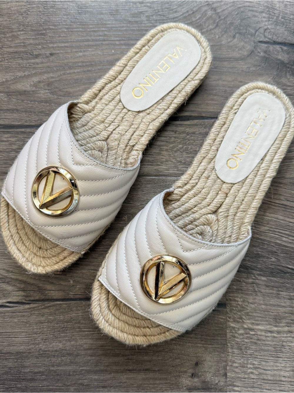 Valentino Mario Clavel Cream Tan Espadrille Slide Sandals size 36 Women